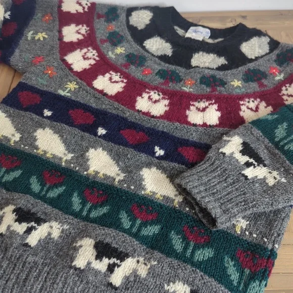 Vintage Deans of Scotland Shetland Wool Sweater Farm Animals Sheep Cows Hearts - Picture 3 of 9